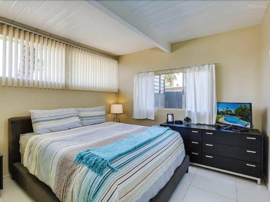 Serene 4 Bed 3 Bath Heated Pool Natural Backyard Heart Of 팜 스프링스 외부 사진